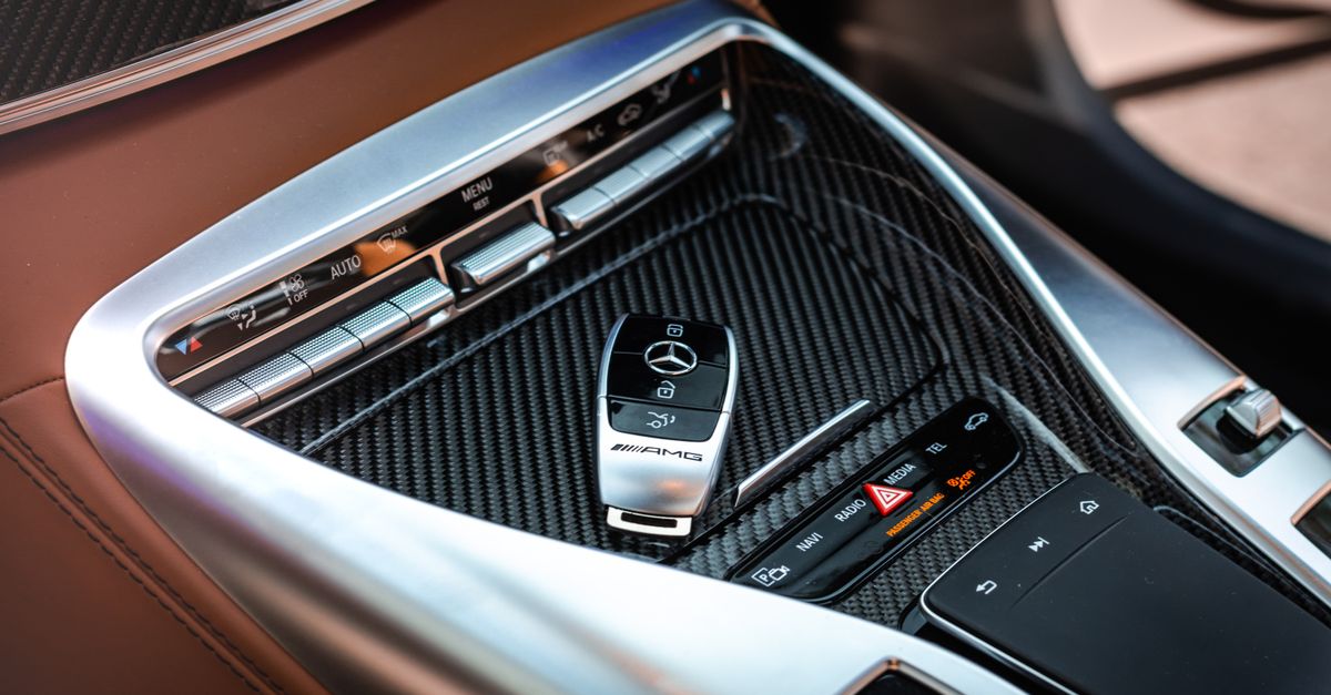 Honda car key fob — Bayside Locksmith Queens