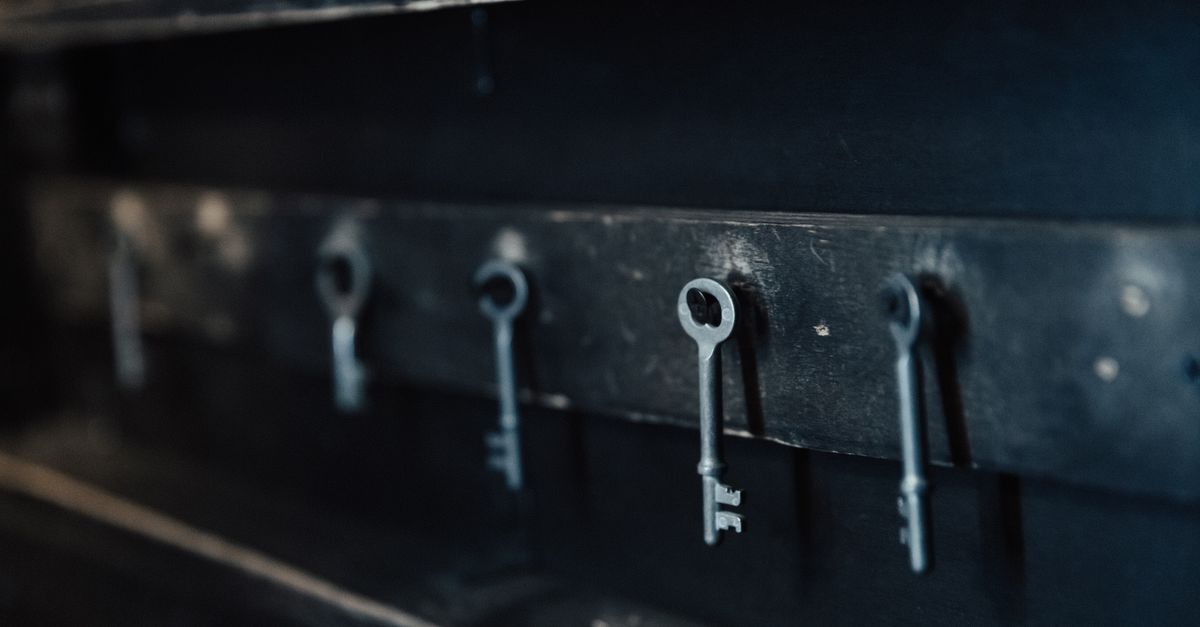 front door lock key — Bayside Locksmith Queens